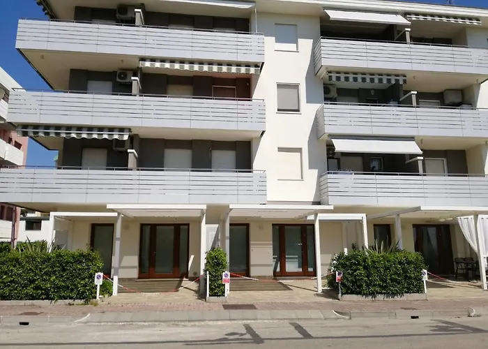 Diana Est- Gemini * Bibione